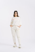 Lade das Bild in den Galerie-Viewer, Sahara Cream White Oversized Tee